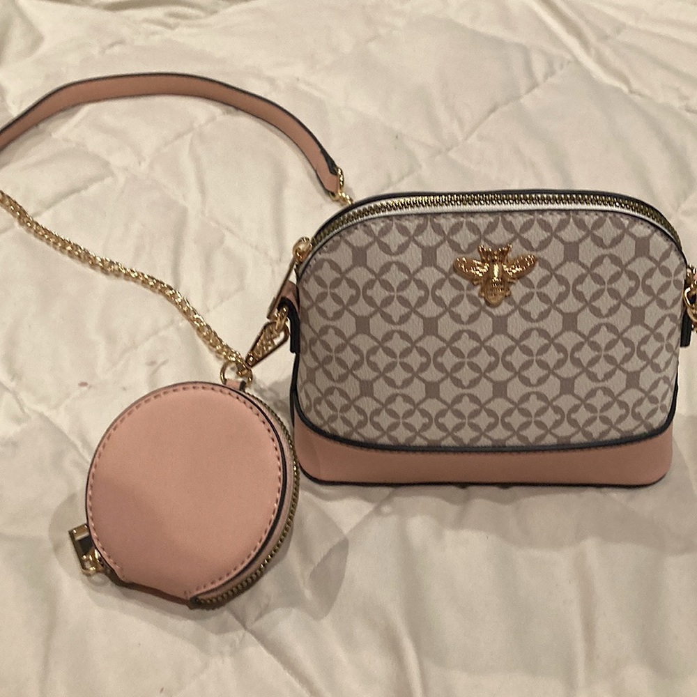 Bumblebee handbag purse